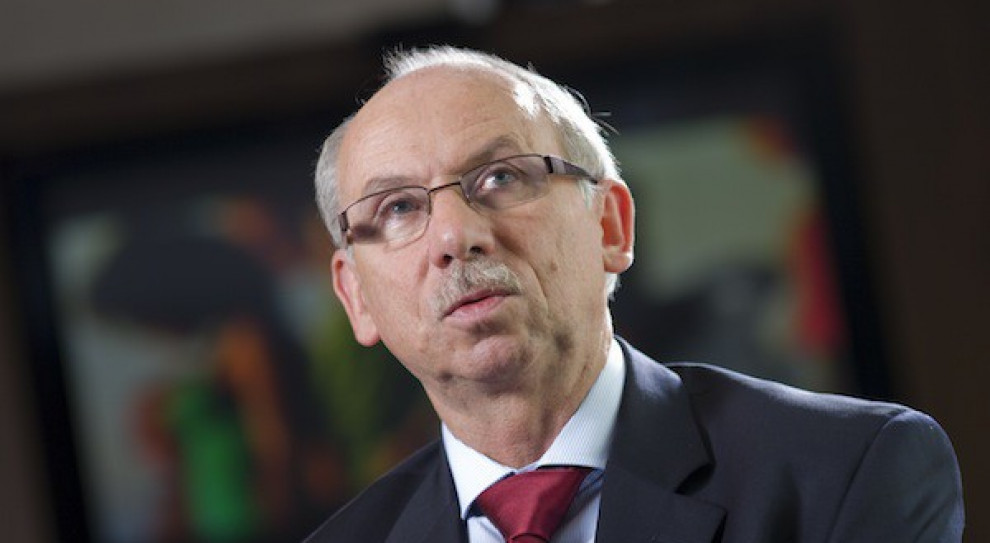 - Porządkujemy rynek, rozszerza się baza podatkowa, można wtedy wprowadzić jednolity podatek - wyjaśnił Janusz Lewandowski. /Fot. PTWP (Piotr Waniorek) Janusz Lewandowski: Jednolity kontrakt porządkuje rynek
