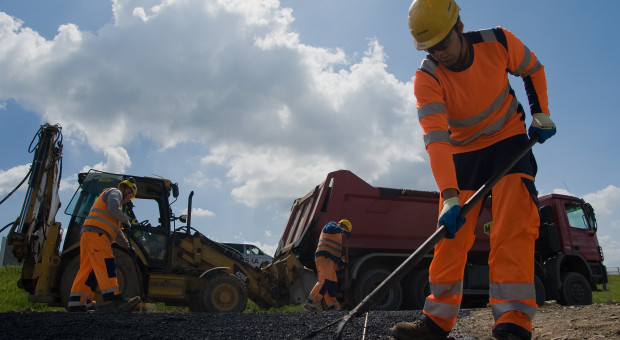 Skanska nie zwalnia z rekrutacjami. Tylko w tym roku zatrudniła już 570 osób w Polsce. Na tym jednak nie koniec. /fot. mat.pras. Praca w budowlance, Skanska: Rekrutacje nie zwalniają