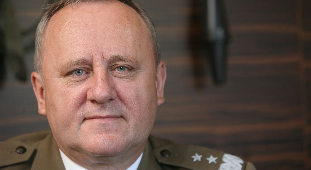 Bogusław Pacek ponownie na stanowisku rektora-komendanta Akademii Obrony Narodowej. /Fot. Wikimedia, AON102, CC3.0 Bogusław Pacek rektorem Akademii Obrony Narodowej