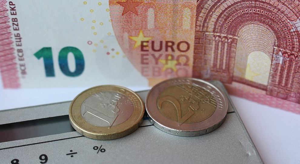 W I połowie 2015 roku najwyższe wynagrodzenia brutto otrzymywali mieszkańcy Zurychu, Genewy i Luksemburga. /Fot. Pixabay Zarobki w największych miastach Europy. Na którym miejscu Warszawa?