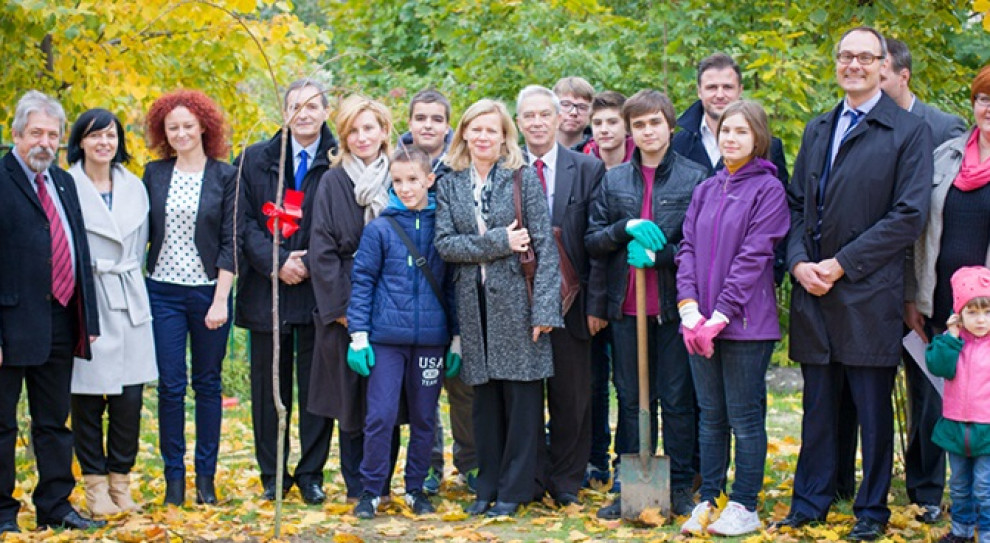 Projekt „Edukacja Oknem na Świat” obrazuje, jak w programach edukacyjnych przedstawiać wyzwania naszych czasów, którym w pojedynkę nie sprosta żaden kraj. /Fot. mat. pras. Nauka zrównoważonego rozwoju