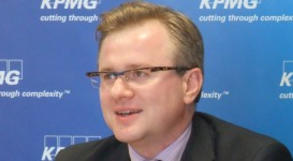 - Jeżeli spojrzeć na wysokość PIT w naszym kraju, to jest ona relatywnie niska - uważa Andrzej Marczak, doradca podatkowy w KPMG, wiceprzewodniczący Krajowej Rady Doradców Podatkowych. /Fot. kpmg.com Ekspert podatkowy: Kwota wolna od podatku jest... za wysoka?