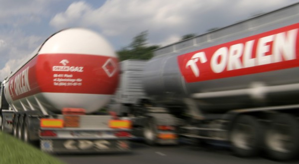 Zdaniem MZZPRC lepsze wyniki to wystarczający powód, żeby domagać się zwiększenia nagród świątecznych dla pracowników. /Fot. PTWP (Andrzej Wawok) Związkowcy w Orlenie domagają się wyższych nagród
