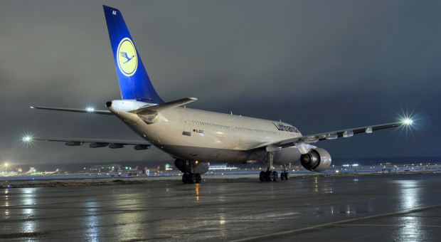 Podczas spotkania, które odbyło się pod hasłem ,,Flight Optimization in Commercial Aviation” studenci mogli poznać jak wyglądają i na czym polegają konkretne rozwiązania informatyczne stosowane w lotnictwie. Fot. Aleksander Markin/Flickr lic. CC BY-SA 2.0 Lufthansa szuka pracowników wśród studentów WSIiZ