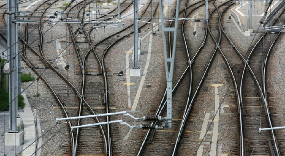 Liderzy związków zawodowych oświadczyli, że do strajku zmuszają ich plany sprzedaży poszczególnych spółek FS. /Fot. Fotolia Włoscy kolejarze protestują przeciw prywatyzacji