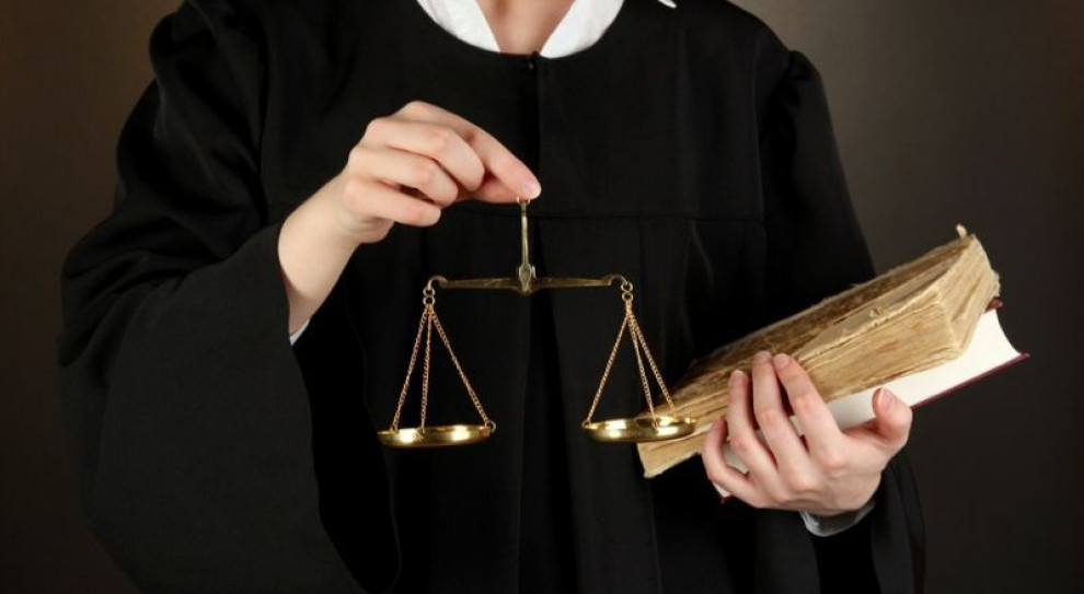 Ograniczone zostaną zasady stosowania umów na czas określony. Od nowego roku pracodawca będzie mógł zawrzeć z danym pracownikiem trzy takie umowy, a łączny czas ich obowiązywania nie będzie mógł przekroczyć 33 miesięcy. Fot. fotolia Jakie zmiany w Kodeksie pracy wejdą w życie po 1 stycznia 2016 r.?