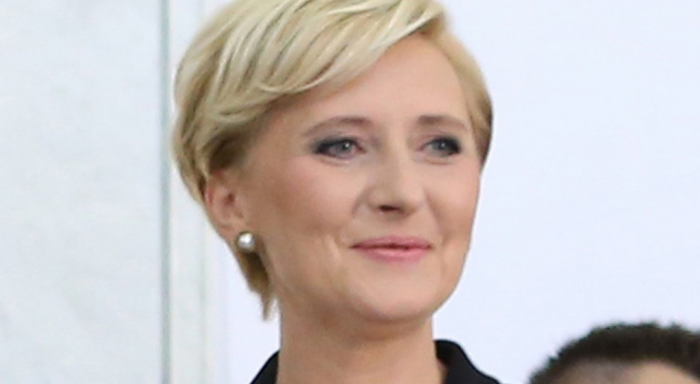 Czy Agata Duda będzie pierwszą prezydentową, która otrzyma wynagrodzenie? (fot. TharonXX/wikipedia/CC BY-SA 2.0) Agata Duda, żona prezydenta otrzyma wynagrodzenie? Jest petycja do Beaty Szydło