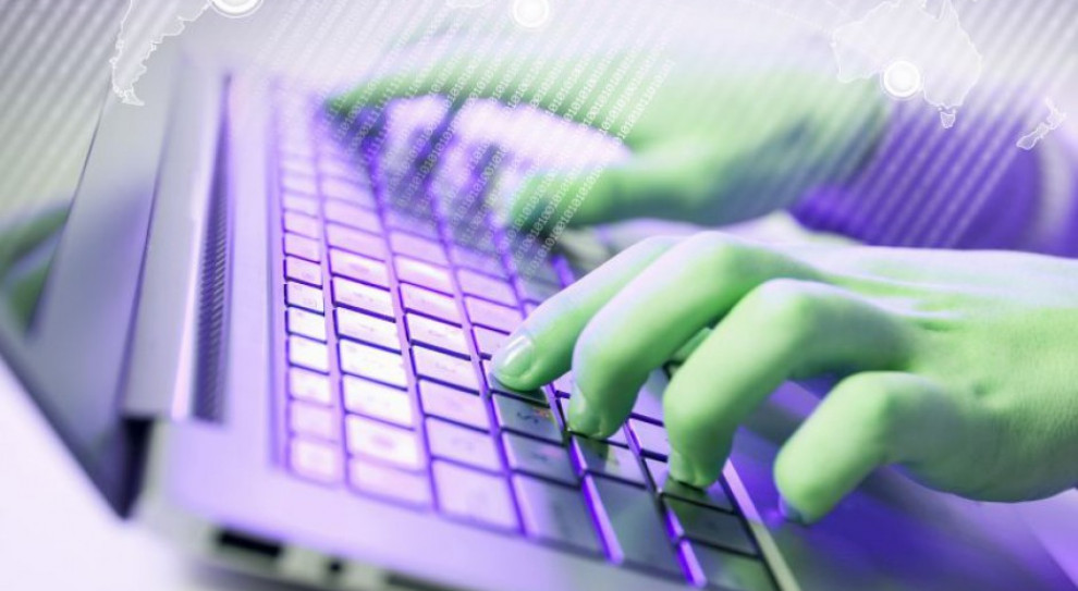 Kontraktorzy mają możliwość łatwego wyboru i zmiany firm oraz zadań, nad którymi będą pracować. Fot. shutterstock Praca w IT na kontrakcie. Dlaczego warto?