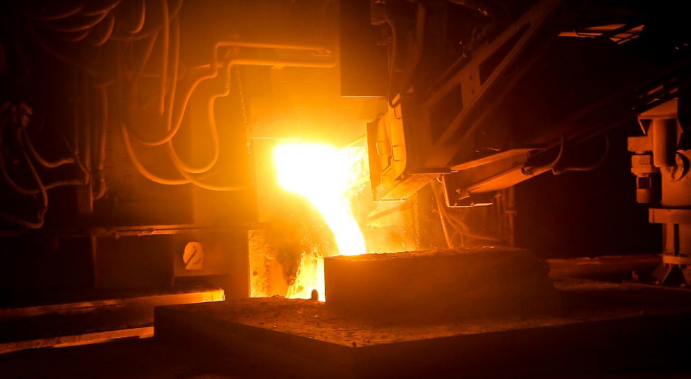 Zwolnienia w Tata Steel to efekt zalewu unijnych rynków tanią stalą z Chin (fot. pixabay) Koncern Tata Steel zwolni setki pracowników
