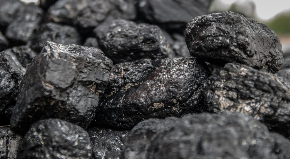 Deputat węglowy, czyli uprawnienie do określonej ilości bezpłatnego węgla rocznie, to bardzo stare uprawnienie górnicze (fot. pixabay) Trzeba uporządkować deputaty dla emerytów górniczych