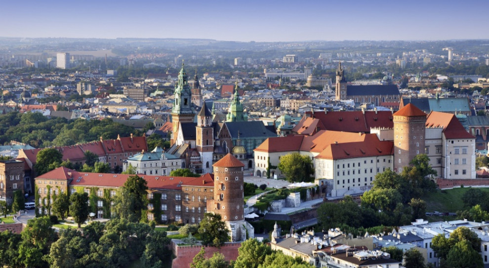 Panorama Krakowa (fot. propertynews.pl) Imponujący rozwój krakowskiego rynku usług dla biznesu to zasługa pracowników