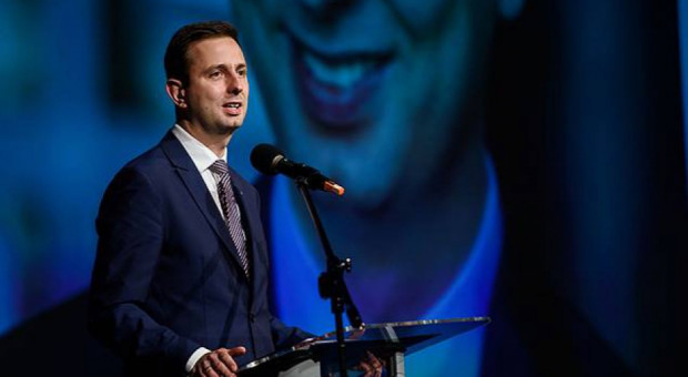 PSL złoży swój projekt umożliwiający przejście na emeryturę po 40 latach pracy jako projekt obywatelski (fot. facebook.com) PSL chce zbierać podpisy pod projektem dot. emerytury po 40 latach pracy