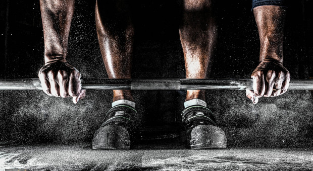 Crossfit coraz bardziej popularnym rodzajem treningu w Polsce. (Fot. Pixabay) Polacy ćwiczą. Zumba traci na popularności, a crossfit zyskuje