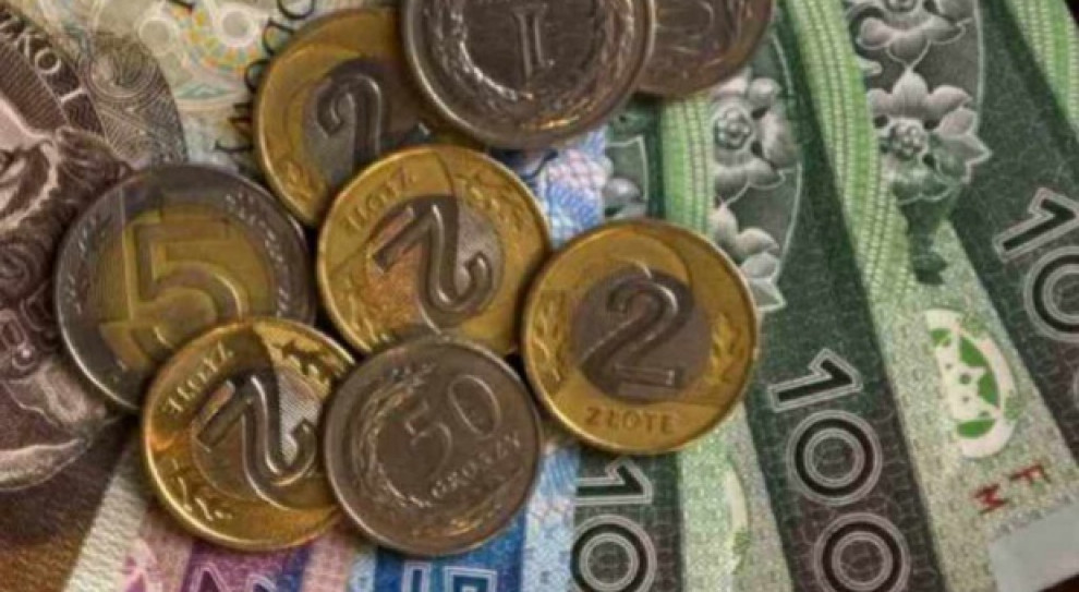 Obecnie emerytury pobiera 5 mln osób, zaś renty z tytułu niezdolności do pracy - blisko 960 tys. (Fot. PTWP) Ile będzie można dorobić do wcześniejszej emerytury i renty?