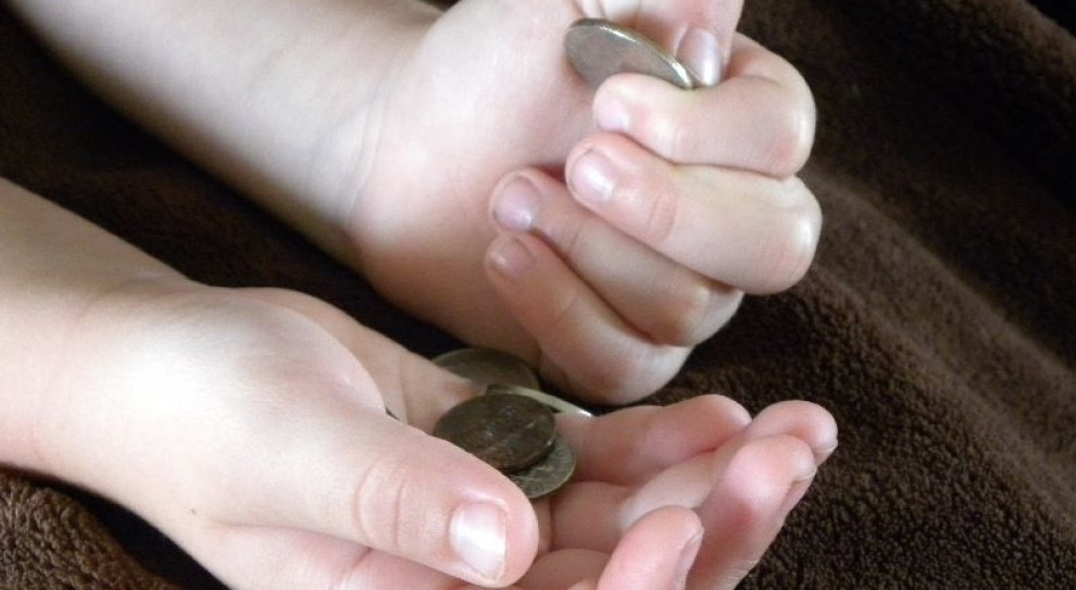 Tylko 0,5 proc. uczniów szkoły podstawowej posiada bardzo dobre kompetencje ekonomiczne. (Fot.: Hobbies on a Budget) Kompetencje ekonomiczne polskich uczniów: Lepiej z nimi na wsi, niż w mieście