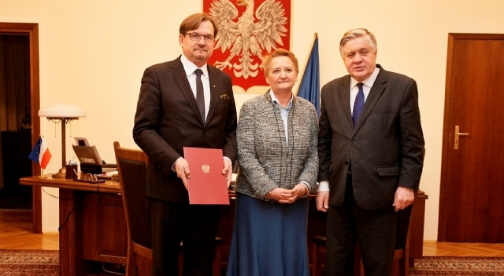 Powołanie Włodzimierza Skorupskiego na Głównego Lekarza Weterynarii (fot. minrol.gov.pl) Powołanie Głównego Lekarza Weterynarii niezgodne z prawem? Ministerstwo odpiera zarzuty