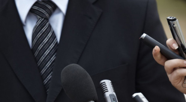 Pracę straciły trzy wydawczynie (fot.fotolia) TVP Info: Wydawczynie zwolnione za marsz KOD