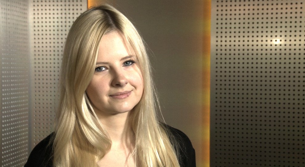 gdyby pracownicy sektora publicznego zarabiali więcej, mogło by to się spotkać ze sprzeciwem społecznym (Aleksandra Kujawa, fot.mat.pras./Polskie Radio) Wynagrodzenia: Sektor prywatny płaci lepiej niż publiczny. Jakie różnice?