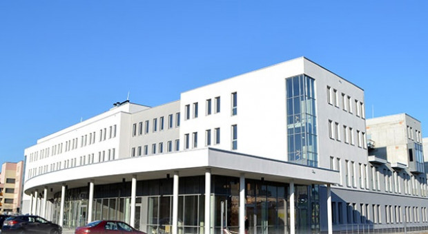 - Do strajku zmusiła nas postawa dyrektora - wyjaśniają związkowcy. (Fot.: szpital-dg.pl) Strajk pracowników szpitala w Dąbrowie Górniczej