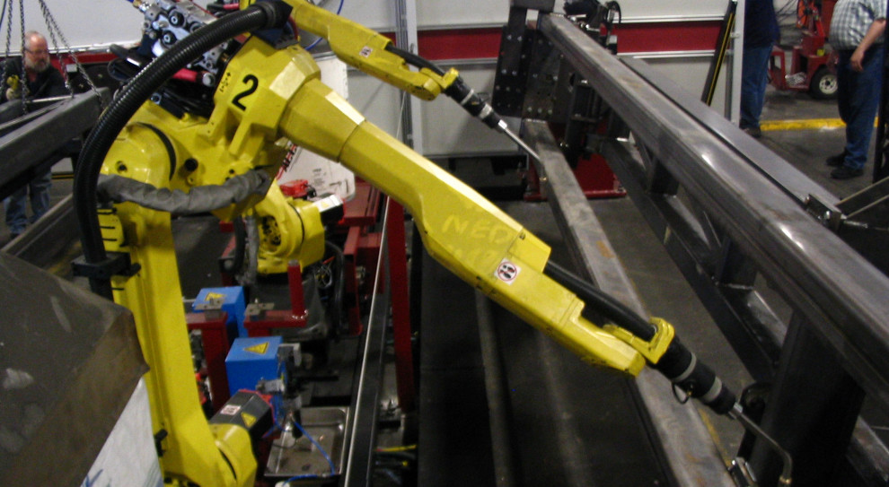 Większość ludzi wierzy, że ich zawód nie ulegnie robotyzacji. (Fot.: Wikimedia) Pracownicy w pułapce. Roboty zabiorą im pracę?