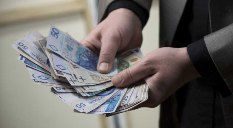 Premie roczne otrzymają również pracownicy zatrudnieni w Delfo Polska za pośrednictwem agencji pracy tymczasowej. (Fot. Fotolia) Pracownicy tej firmy dostaną 2 tys. zł premii