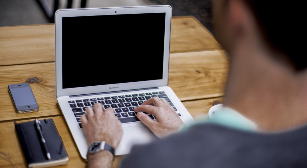 Metody wytwarzania oprogramowania w dużych organizacjach to kierunek, który potrwa dwa semestry, a zajęcia poprowadzą pracownicy firmy (fot. pixabay.com CC0) Szczecin: Firma wyszkoli i zatrudni osoby chcące pracować w branży IT