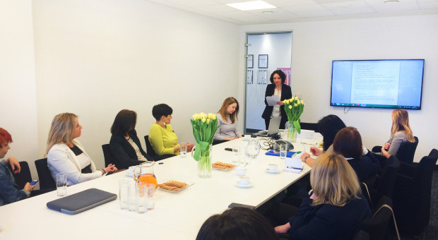 (Fot. Mat. pras.)30 marca w siedzibie BNP Paribas Real Estate Poland powołano do życia nowe stowarzyszenie „Ladies First” zaadresowane do kobiet zarządzających i współpracujących z firmami z sektora TSL i produkcyjnego. Kobiety z sektora logistycznego i produkcyjnego jednoczą siły. Zakładają stowarzyszenie
