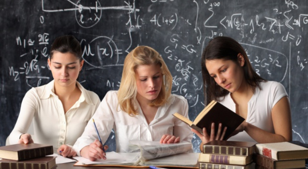 Oferta edukacyjna zawodówek rzadko jest kierowana do dziewcząt. (Fot.: Fotolia) Zawodówki nie dla dziewczyn