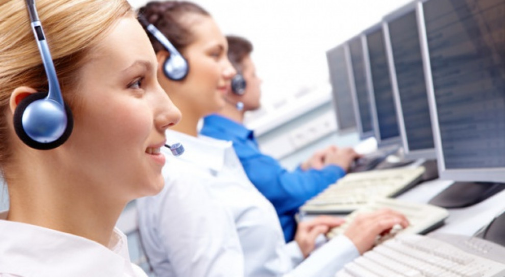 Stowarzyszenie Marketingu Bezpośredniego chce, by pracownicy call center kształcili się w szkołach zawodowych. (Fot. Fotolia) Zawodówki będą kształcić pracowników call center?