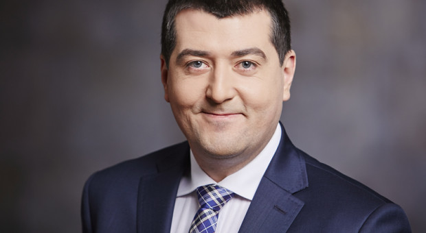 Zdaniem wiceministra finansów uszczelnienia w systemach VAT i CIT czy wprowadzenie klauzuli obejścia prawa podatkowego pozwolą zwiększone wydatki pokryć (Leszek Skiba, fot.mf.gov.pl) Skiba: Zamiast obniżki VAT, niższy wiek emerytalny i podwyższenie kwoty wolnej