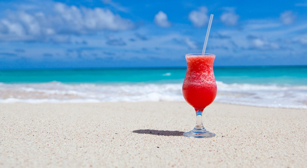 W tym roku nie ma możliwości odebrania dnia wolnego za święto przypadające w sobotę, a co za tym idzie skorzystania z długich weekendów (fot.pixabay.com) Weekend majowy: Wolne za 1 maja? Nie tym razem. Trzeba wziąć urlop by mieć długi weekend