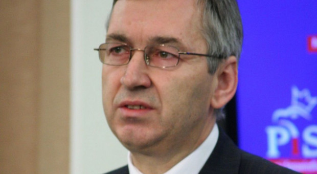 - Są bezrobotni, którzy rejestrują się jako bezrobotni ze względu na składkę zdrowotną - zauważa Stanisław Szwed. (Fot.: PiS, CC 3.0) Szwed: Jedna prosta zmiana zmniejszy liczbę bezrobotnych o 30 proc.