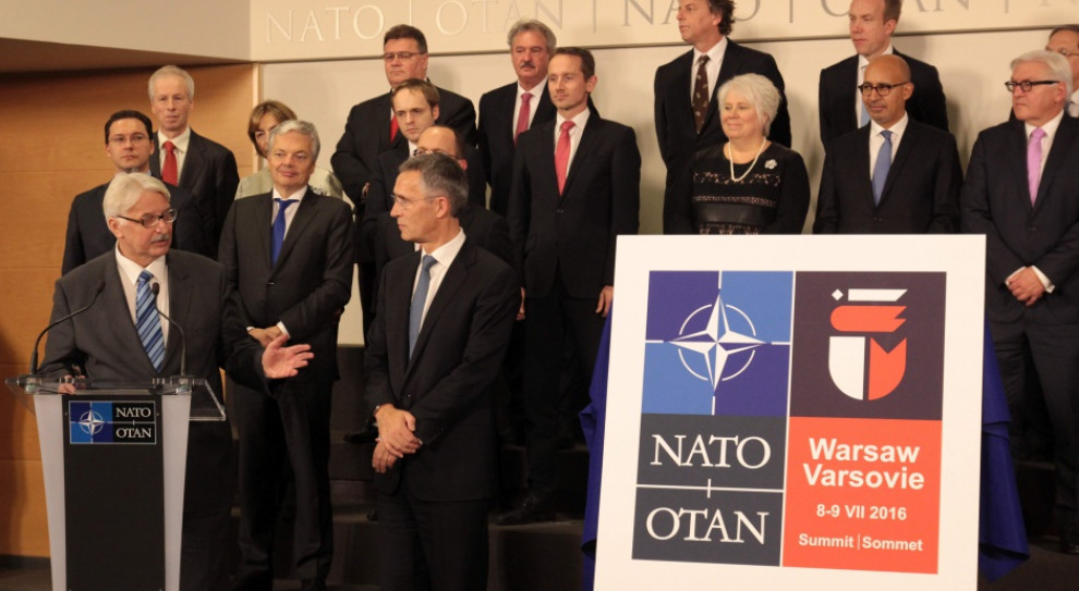 Przy okazji zbliżającego się szczytu NATO w Warszawie, MSZ zachęca szkoły do wzięcia udziału w specjalnej inicjatywie edukacyjnej. (fot. msz.gov.pl) Szczyt NATO w Warszawie: Będą specjalne lekcje w szkołach