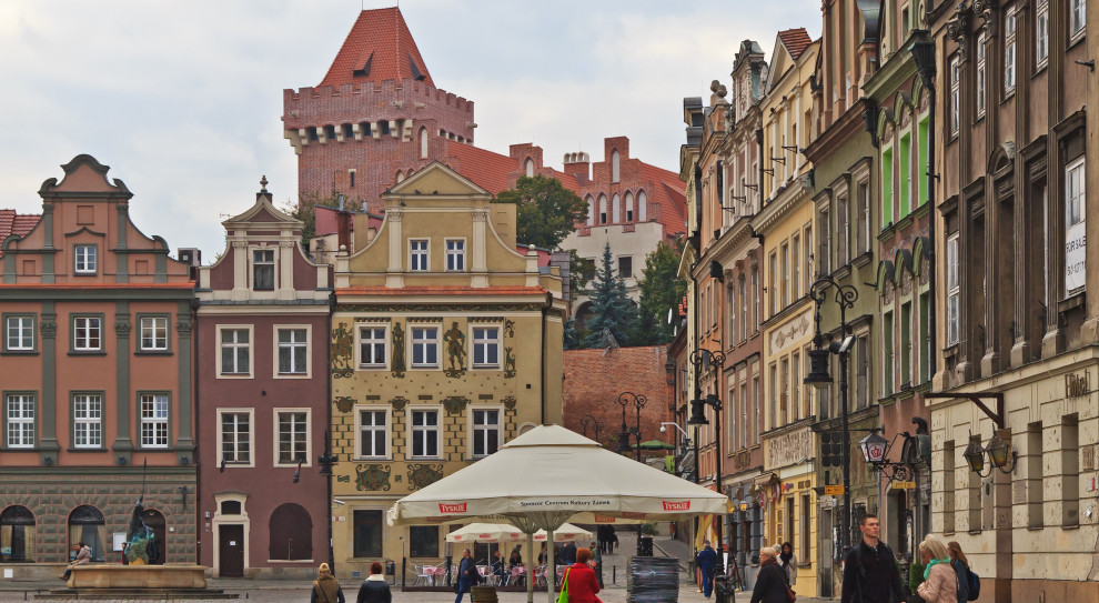 Kampania skierowana zarówno do przyszłych pracowników, jak i właścicieli firm, czy kadry zarządzającej (Poznań, fot.wikipedia.org/A.Savin) Poznań, kampania "Praca? Lubię to!": Czy pracę można lubić?