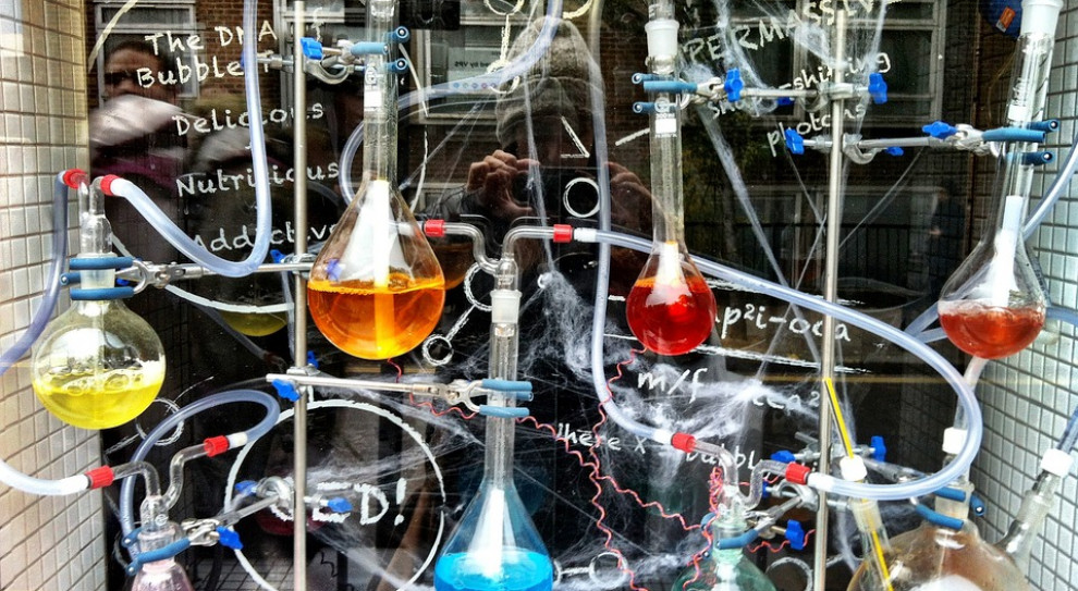 Chęć zdawania egzaminu z chemii zadeklarowało 31,7 tys. tegorocznych absolwentów liceów ogólnokształcących i techników (fot.pixabay.com) Matura 2016: Dziś chemia i geografia