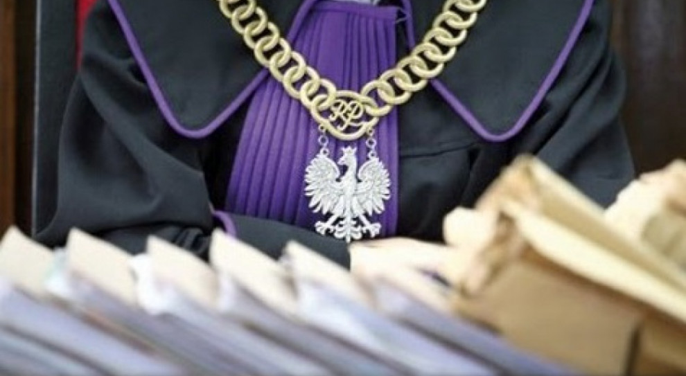 CBA poinformowało, że sprawa ma związek z przyjmowaniem i wręczaniem korzyści majątkowych oraz tzw. praniem brudnych pieniędzy i dotyczy lat 2014 i 2015 (fot. youtube.com) Szef Wasko i była wiceprezes Agencji Rozwoju Przemysłu trafią do aresztu? Sąd zdecyduje