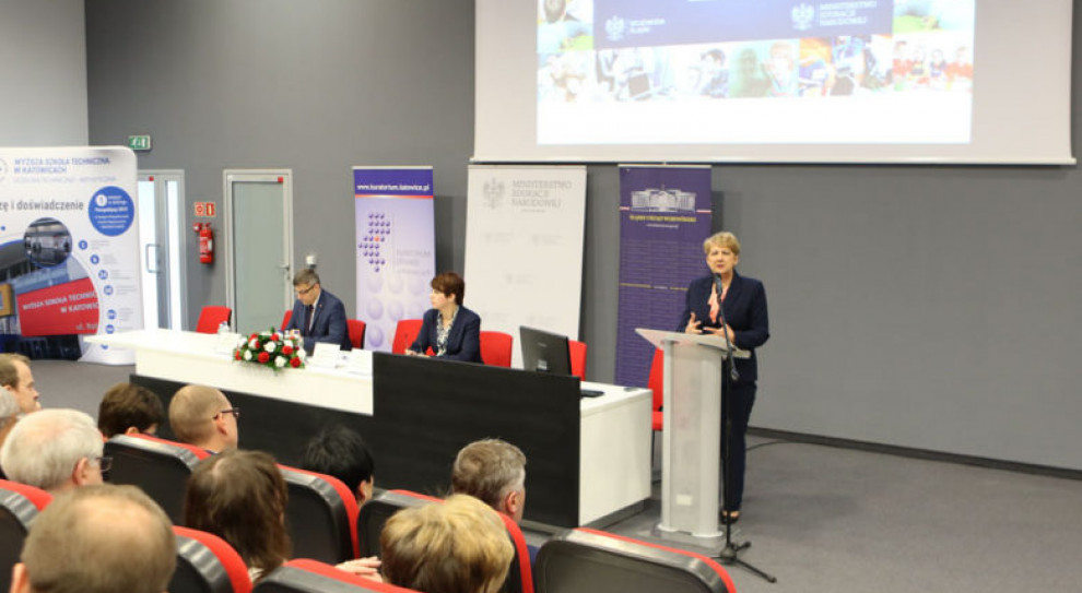 Na Śląsku odbyła się debata o edukacji – kształcenie uczniów ze specjalnymi potrzebami edukacyjnymi (fot.men.gov.pl) MEN: Będą zmiany ułatwiające niepełnosprawnym zdobywanie zawodu