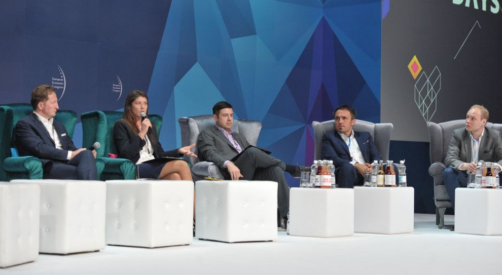 Spotkania z partnerami biznesowymi, networking, mentoring, informacje z internetu przy uruchomieniu start-upu są na wagę złota. (fot. PTWP) Networking, mentoring, start-upy: Czy tak da się zrobić dobry biznes w Polsce?