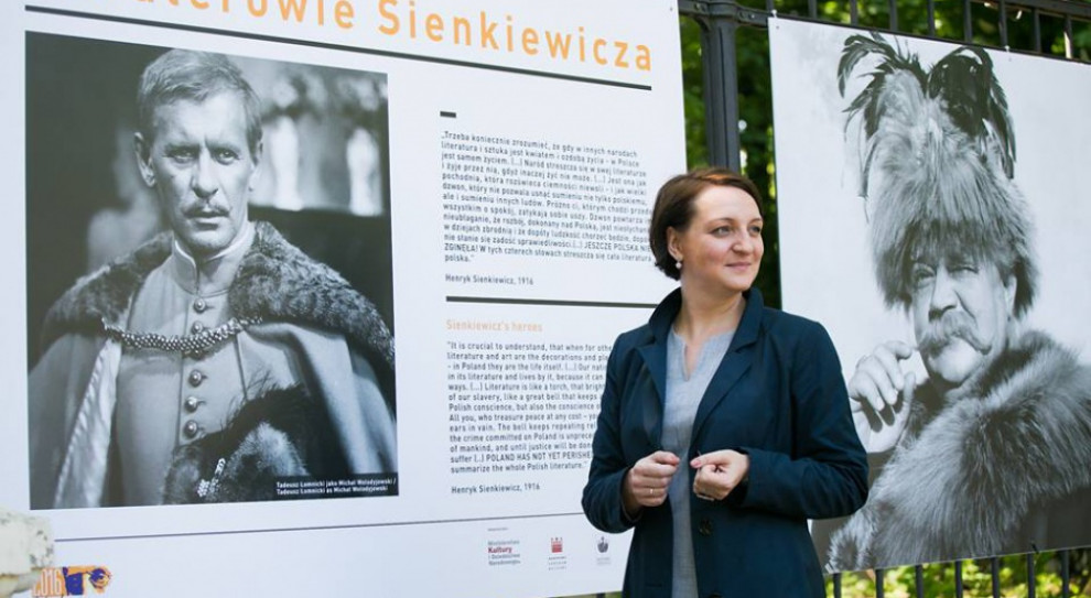 - Na poziomie wojewódzkich służb konserwatorskich zaburzony jest system przekazywania wiedzy i doświadczenia, a jest to niezbędne - mówi Gawin (Magdalena Gawin, fot. mkidn) Wojewódzki konserwator zabytków, praca: Problemem niskie zarobki, ciągła rotacja pracowników i presja wojewody
