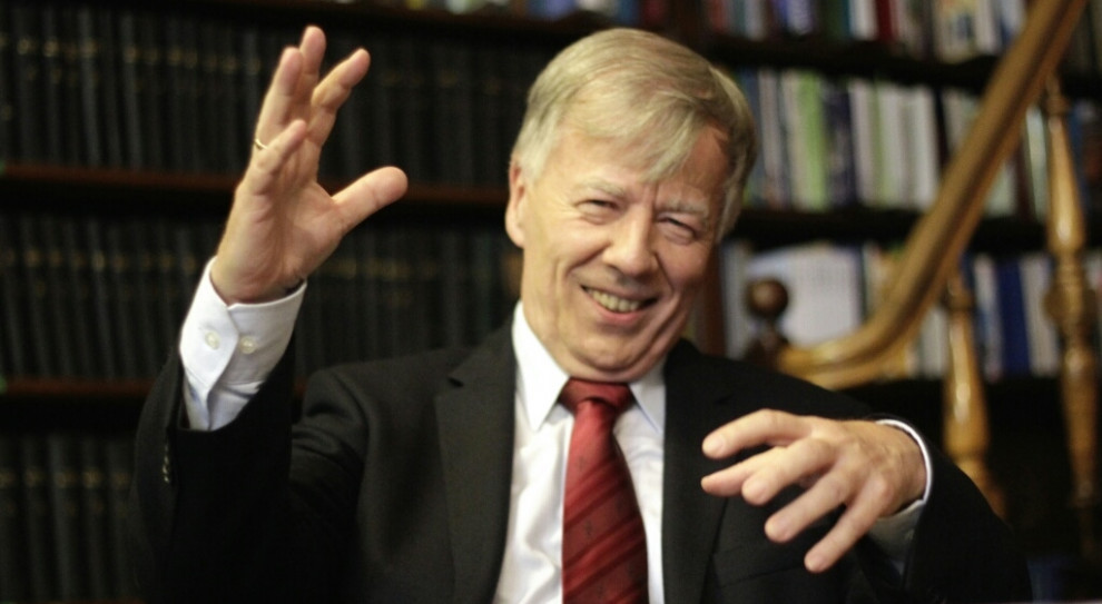 Prof. Jan Miodek pochodzi z Tarnowskich Gór, ale całe swe dorosłe życie związał z Wrocławiem. (Fot. www.wroclaw.pl). Prof. Jan Miodek kończy 70 lat i … przechodzi na emeryturę
