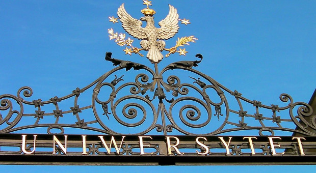 Na pierwszym miejscu Rankingu Uczelni Akademickich, obejmującym 90 szkół wyższych w kraju, znalazł się Uniwersytet Warszawski, uzyskując 100 proc. we wskaźniku rankingowym (fot.flickr.com/Tony Bowden) Najlepsze uczelnie wyższe w Polsce: Uniwersytet Warszawski, Uniwersytet Jagielloński i Uniwersytet A. Mickiewicza na podium