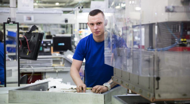 Na zwycięzców czeka staż w Kongsberg Automotive Pruszków. (Fot.: mat. pras.) Staż w Niemczech lub Norwegii dla polskich konstruktorów