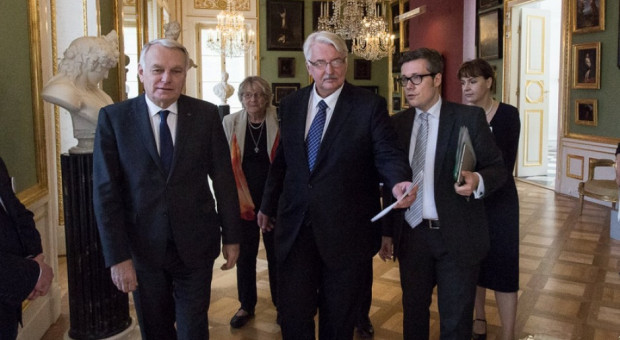 Witold Waszczykowski na spotkaniu z ministrem spraw zagranicznych Francji. (fot.:twitter.com/MSZ_RP) Kandydaci na ambasadorów są słabo przygotowani?
