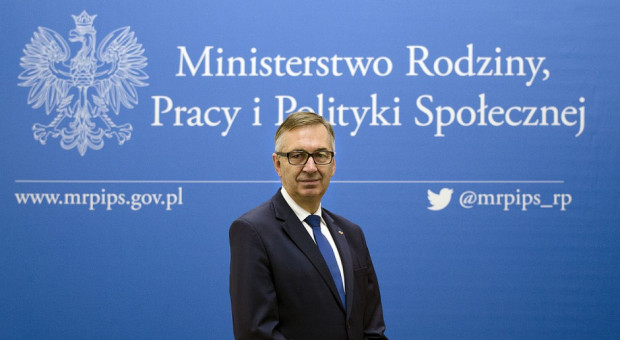 Teraz mierzymy się z tym najtrudniejszym bezrobociem - powiedział Szwed (Stanisław Szwed, fot.mpips.gov.pl) Szwed: Bezrobocie w czerwcu może spaść poniżej 9 proc.