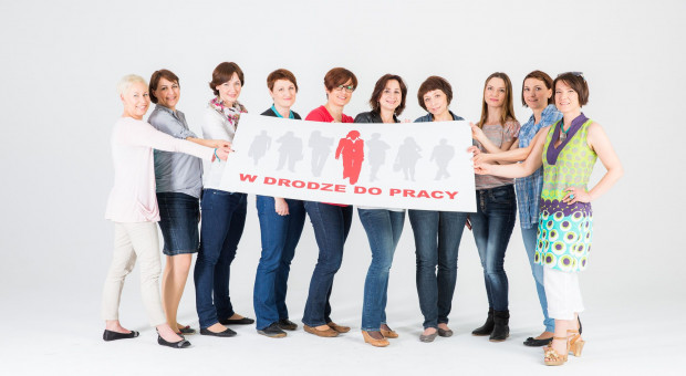– Ważną rolę w procesie pełni wsparcie grupy – mówi psycholożka Agnieszka Kramm. (Fot.: mat. pras.) Kobiety wracają do pracy po latach