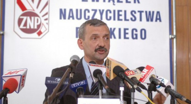 – Nie wyrażamy zgody na demontaż systemu oświaty – komentuje prezes ZNP Sławomir Broniarz (Fot.: mat. pras.) Prezes ZNP o likwidacji gimnazjów: Nie zgadzamy się na demontaż oświaty