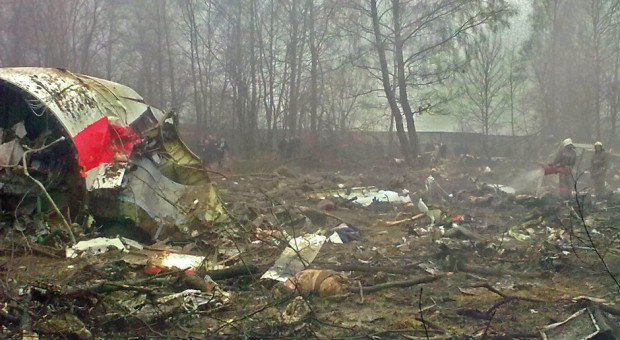 Katastrofa polskiego samolotu rządowego w Smoleńsku wydarzyła się 10 kwietnia 2010 roku o godz. 8:41 (Wrak TU-154M, fot.:wikipedia.org/CC BY-SA 2.5) Katastrofa Smoleńska, Sewczenko: Na rosyjskich lotniskach brakuje personelu