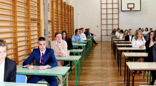 Łódzki magistrat przygotował darmowe korepetycje dla osób, które w sierpniu przystąpią do matury poprawkowej. (fot. men.gov.pl) Matura poprawkowa, korepetycje: W Łodzi będzie można uczyć się za darmo