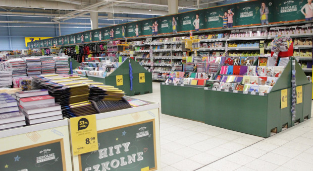 W tym roku pracownicy Tesco będą mogli wykorzystać kupony o wartości 40 zł na każde dziecko na produkty z oferty szkolnej. (Fot. Mat. pras.) 1 września, rozpoczęcie roku szkolnego: Tesco da pracownikom wolne