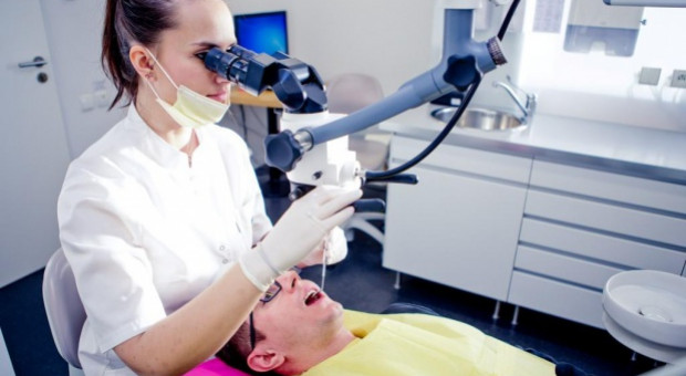 Ośrodek rekrutując namawia nie tylko do pracy, ale także do zamieszkania w stolicy Górnego Śląska. (Fot. Dentim Clinic) Dentim Clinic szuka pracowników. Kusi przeprowadzką do... Katowic